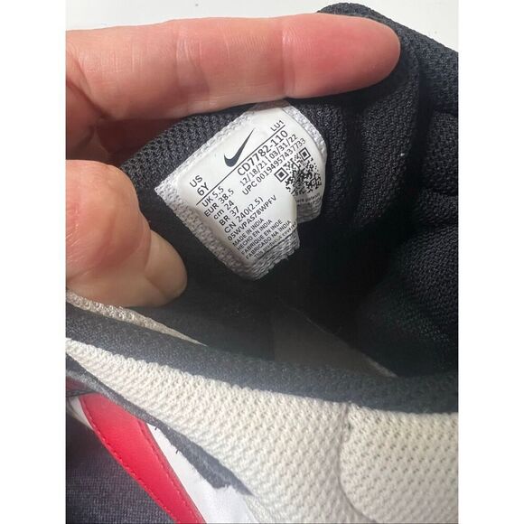 Nike Court Borough Mid 2 Sneakers Black Red White Size 6 Youth - Picture 2 of 8